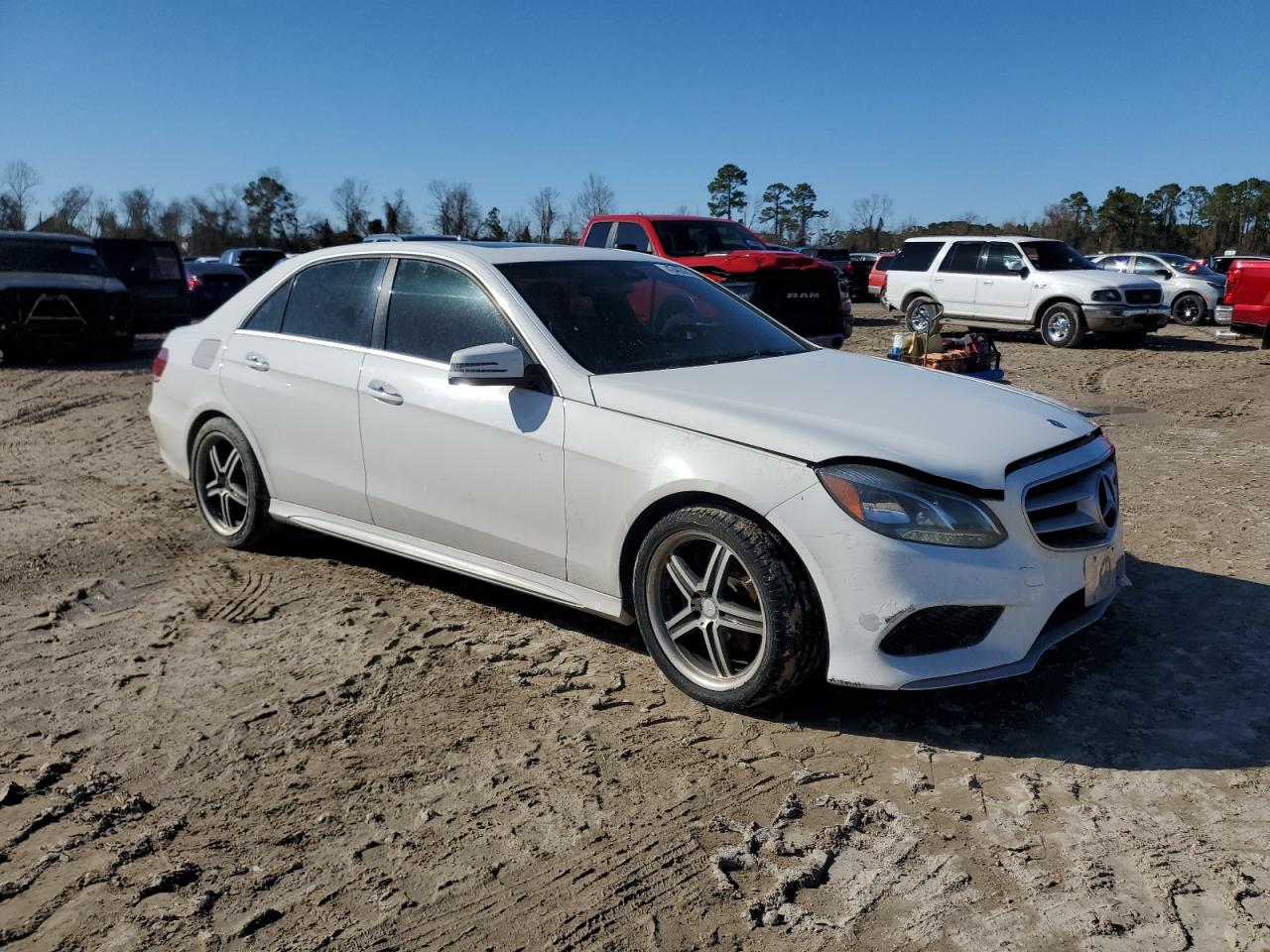 2015 Mercedes-Benz E-klasse - Image 4