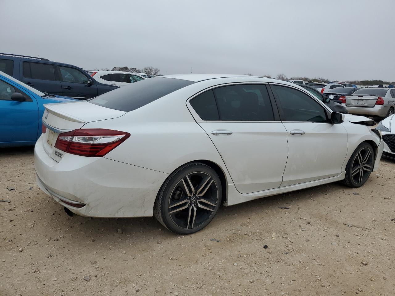 2017 Honda Accord - Image 3