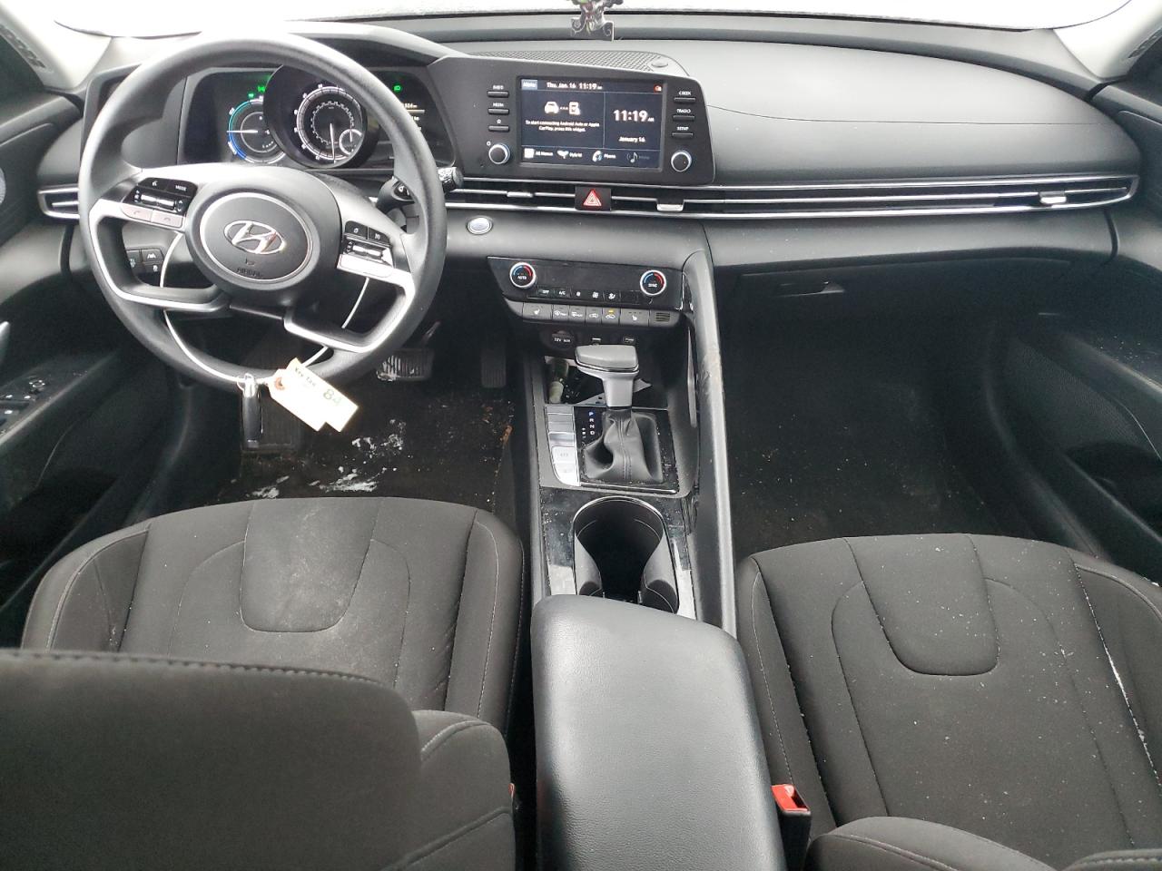 2023 Hyundai Elantra - Image 8