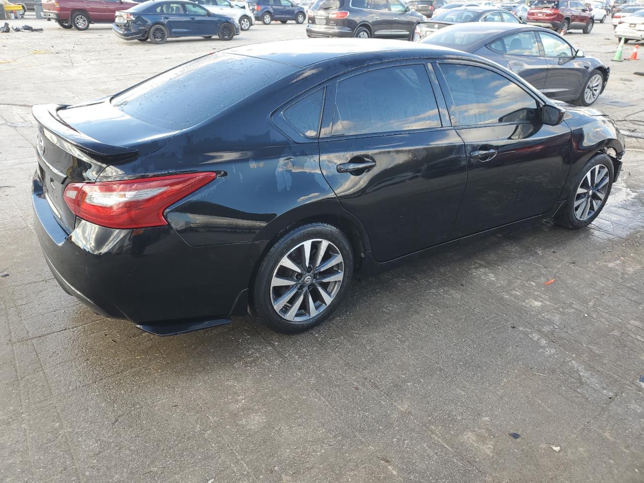 2018 Nissan Altima - Image 3