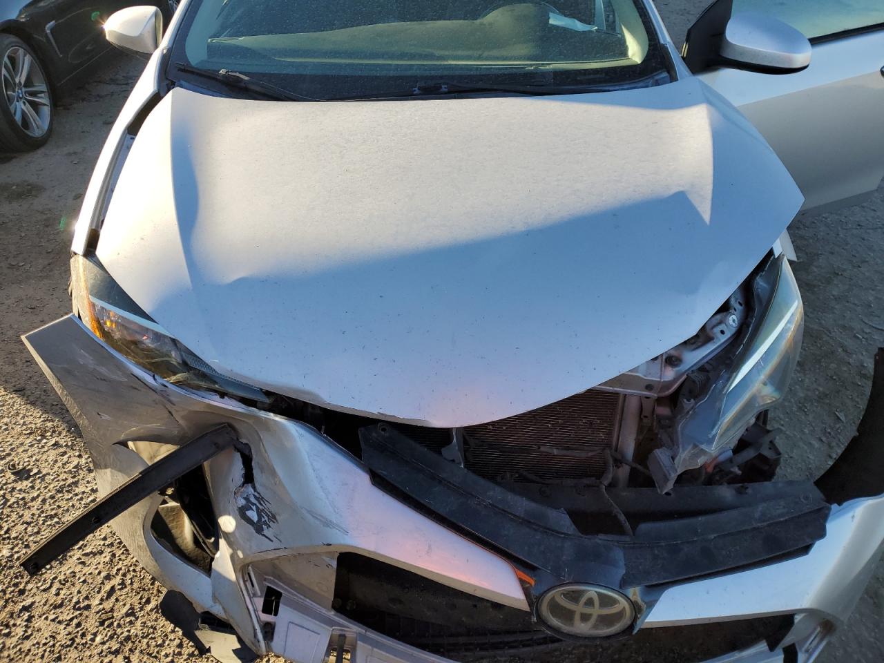 2017 Toyota Corolla L VIN: 5YFBURHE4HP627917 Lot: 88302705