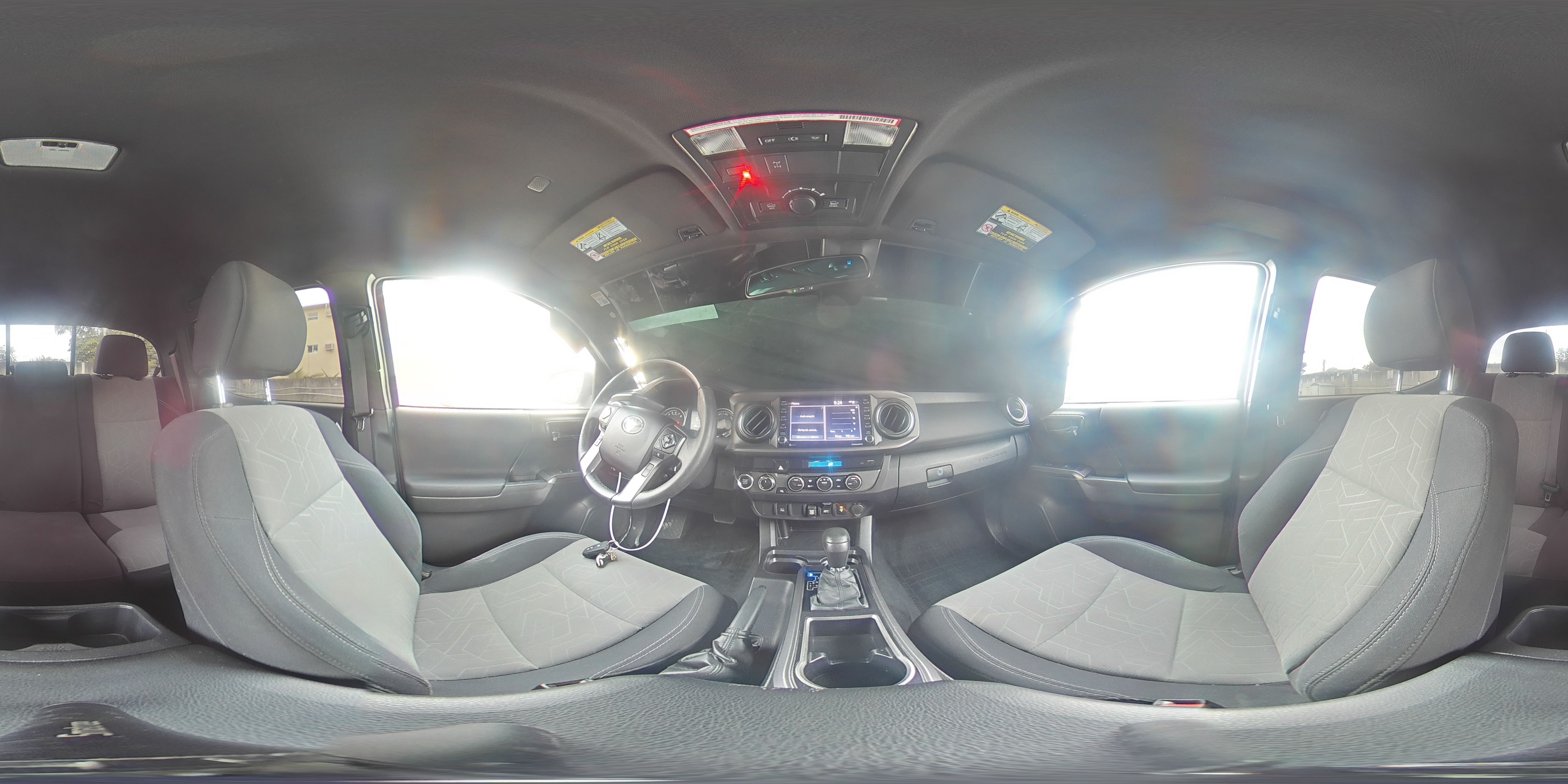 2022 Toyota Tacoma - Image 12