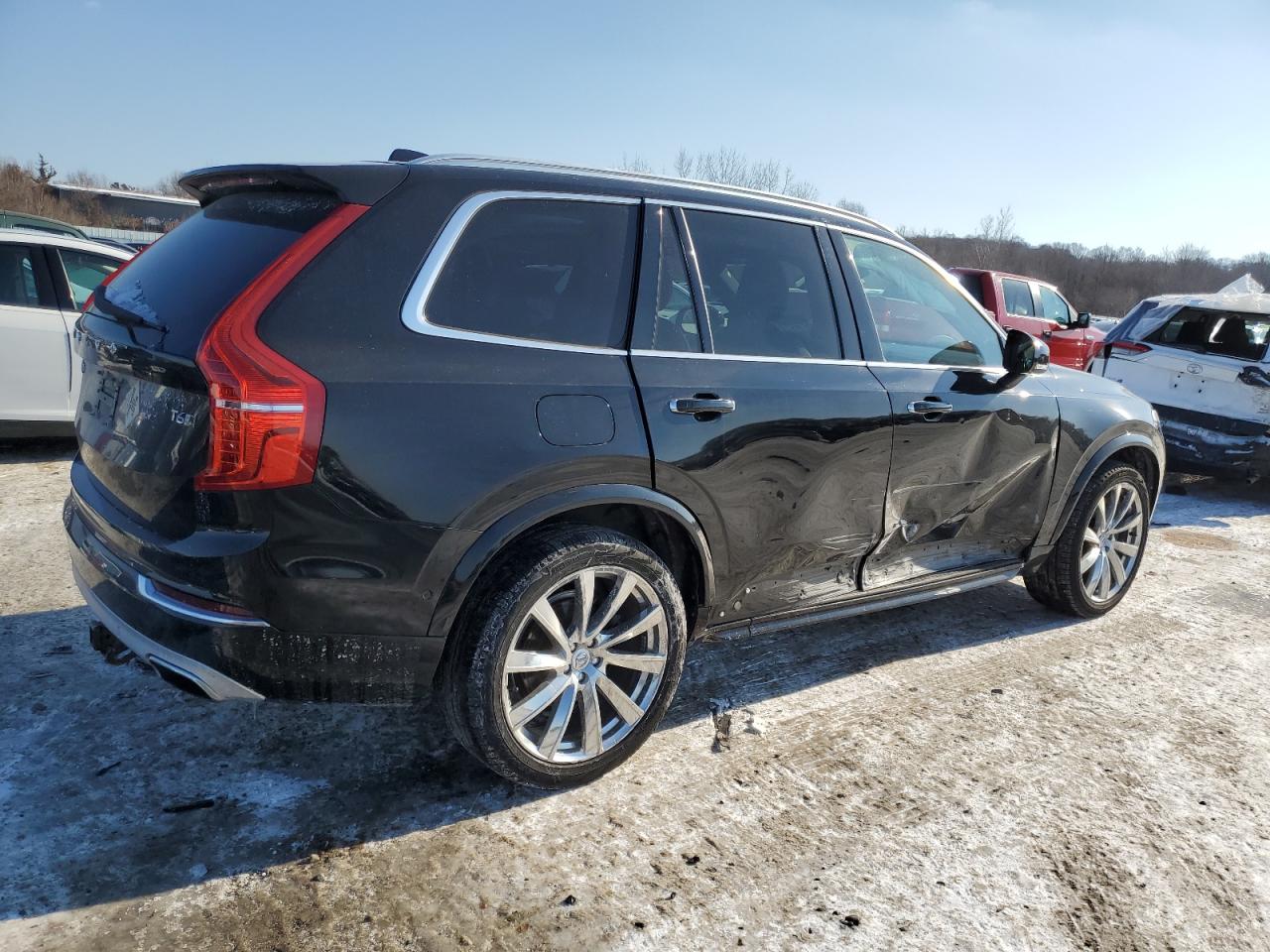 2017 Volvo XC90 - Image 3