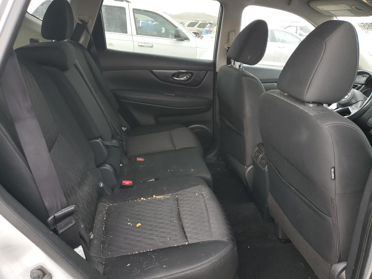 2018 Nissan Rogue - Image 11