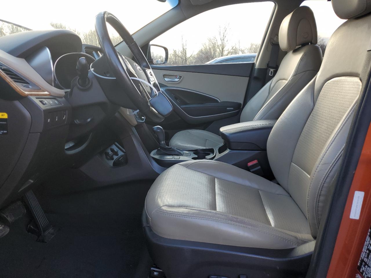 2015 Hyundai Santa Fe - Image 7