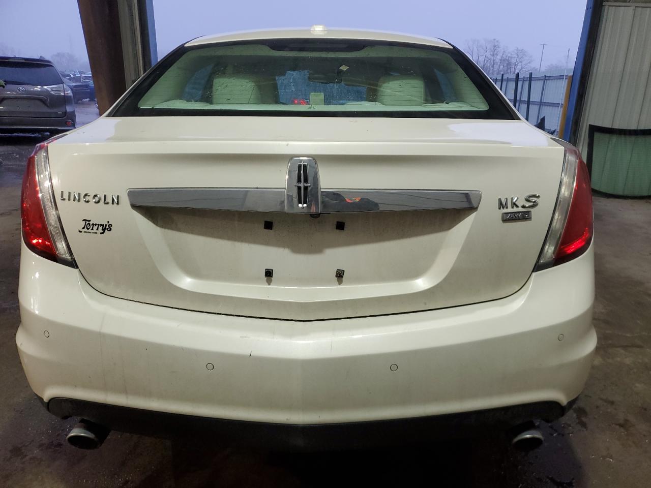 2009 Lincoln MKS - Image 6