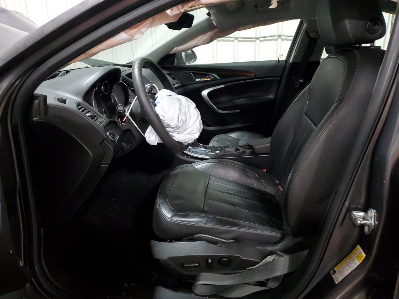 2011 Buick Regal - Image 7