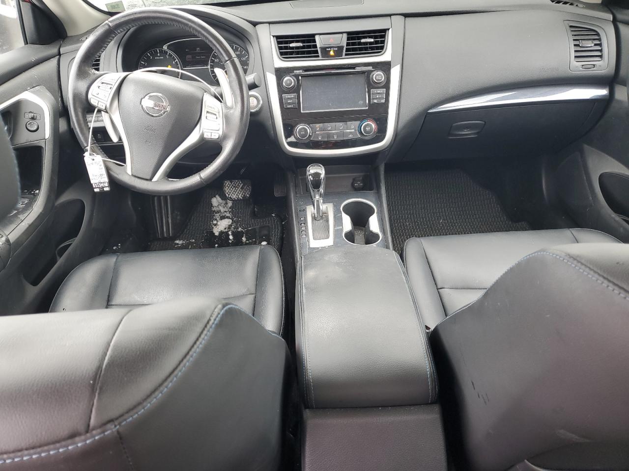 2018 Nissan Altima - Image 8