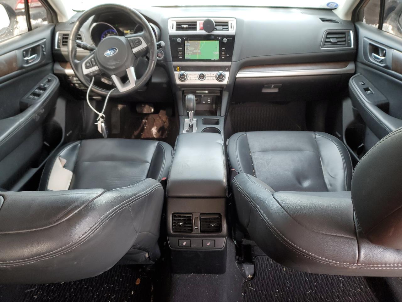 2015 Subaru Outback - Image 8