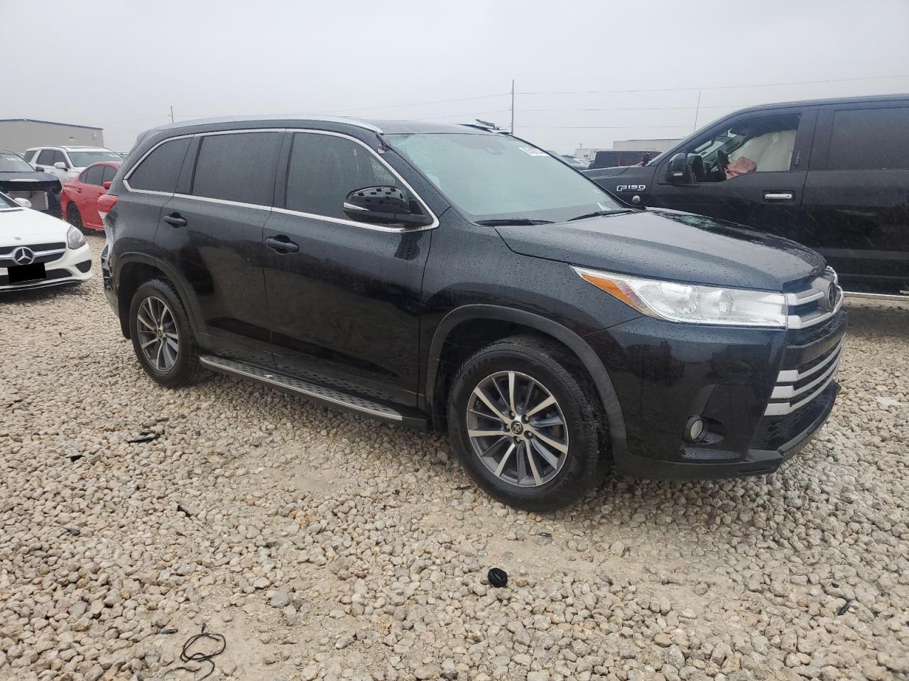 2019 Toyota Highlander - Image 4
