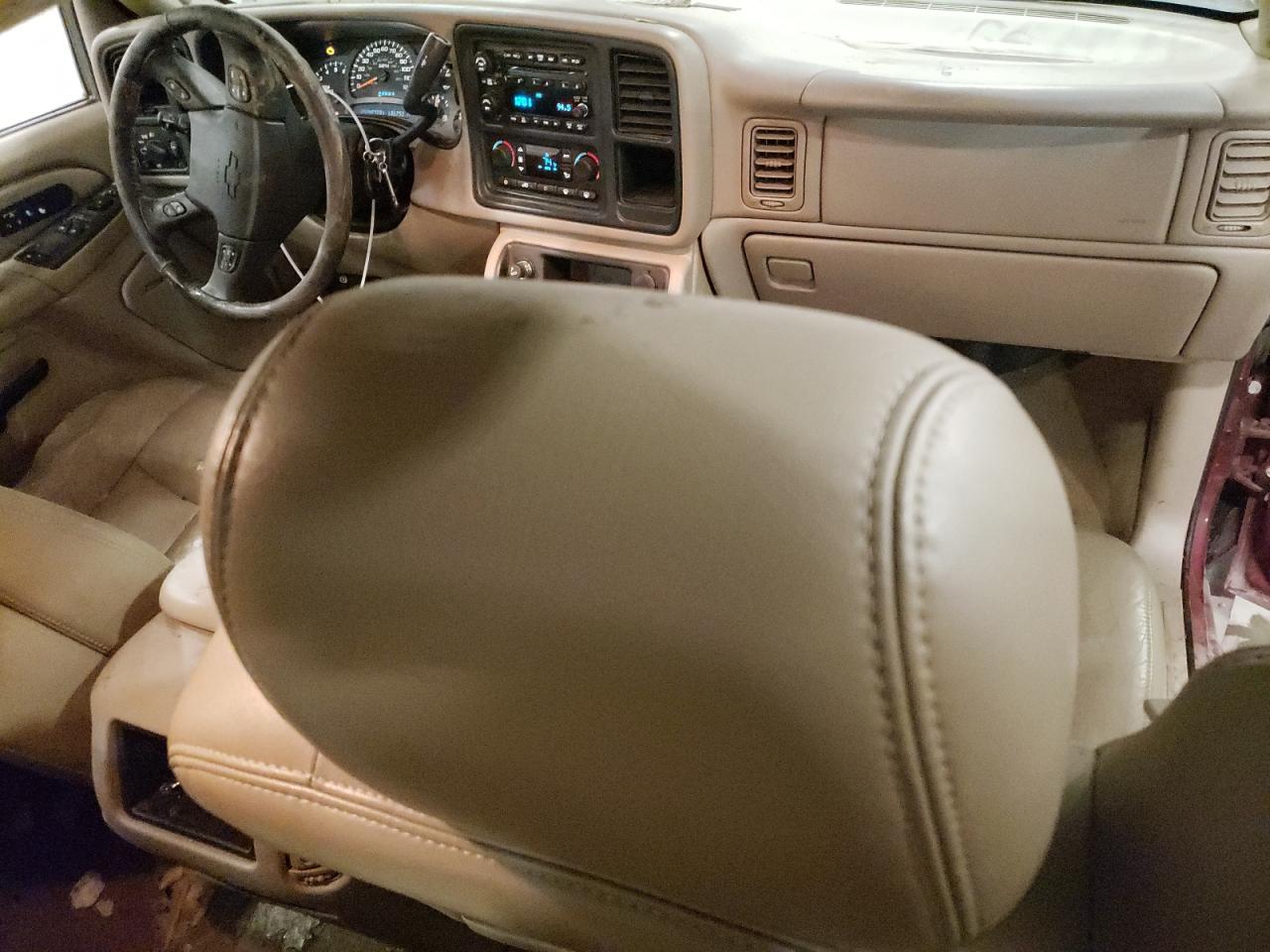 2005 Chevrolet Silverado - Image 8