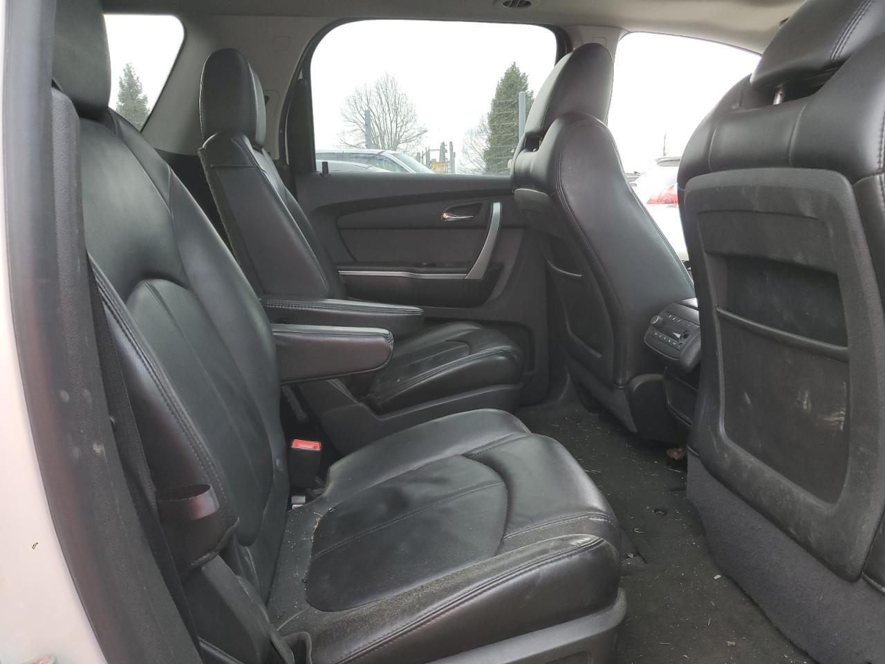 2012 GMC Acadia - Image 11