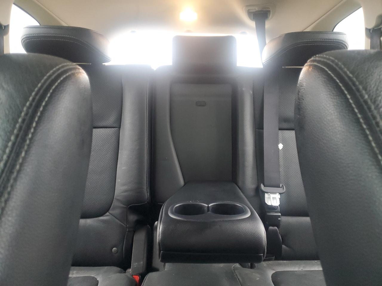 2017 Mitsubishi Outlander - Image 10