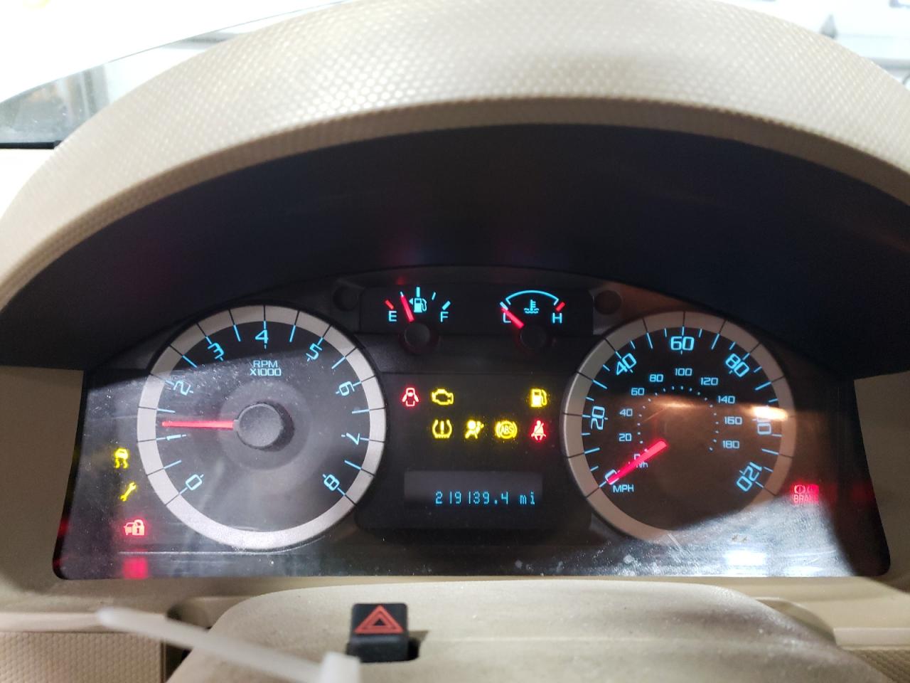 2010 Ford Escape - Image 9