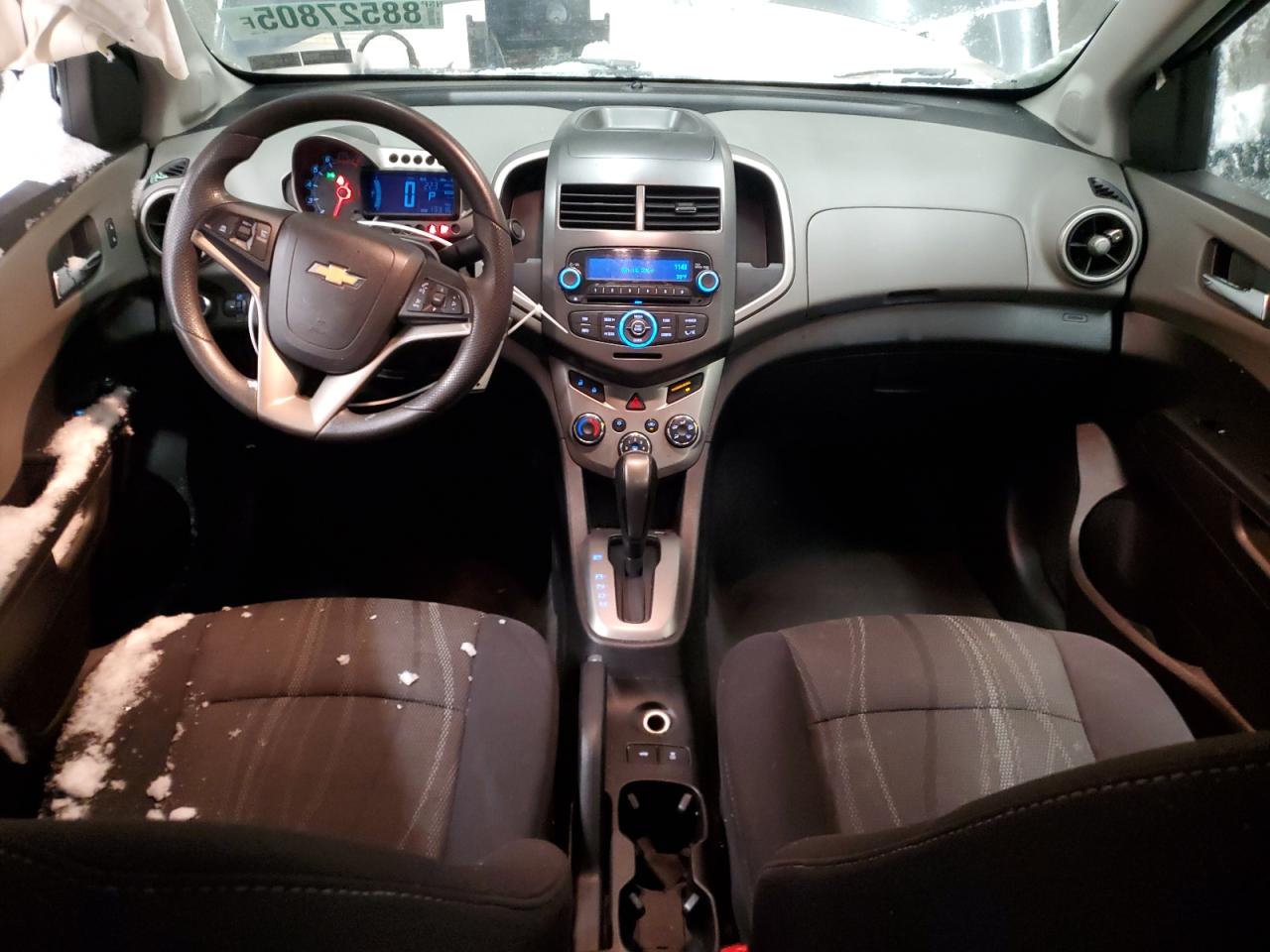 2015 Chevrolet Sonic - Image 8