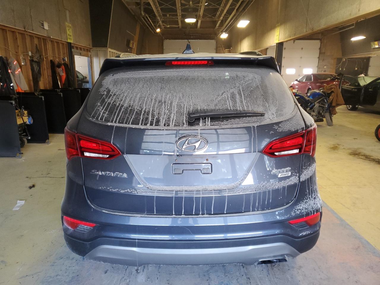 2018 Hyundai Santa Fe - Image 6