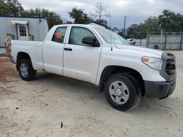  TOYOTA TUNDRA 2016 Белы