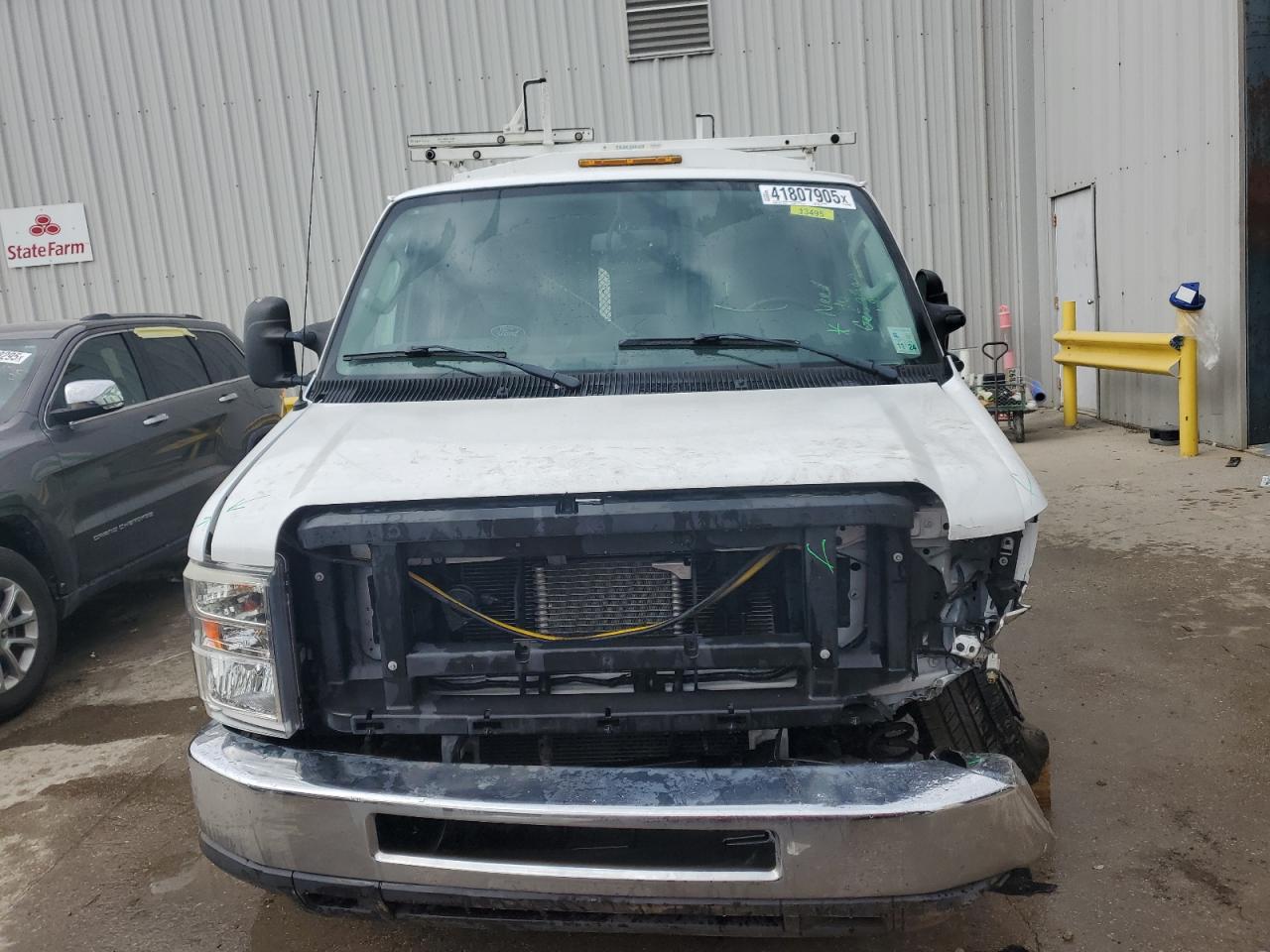 2018 Ford Econoline - Image 5
