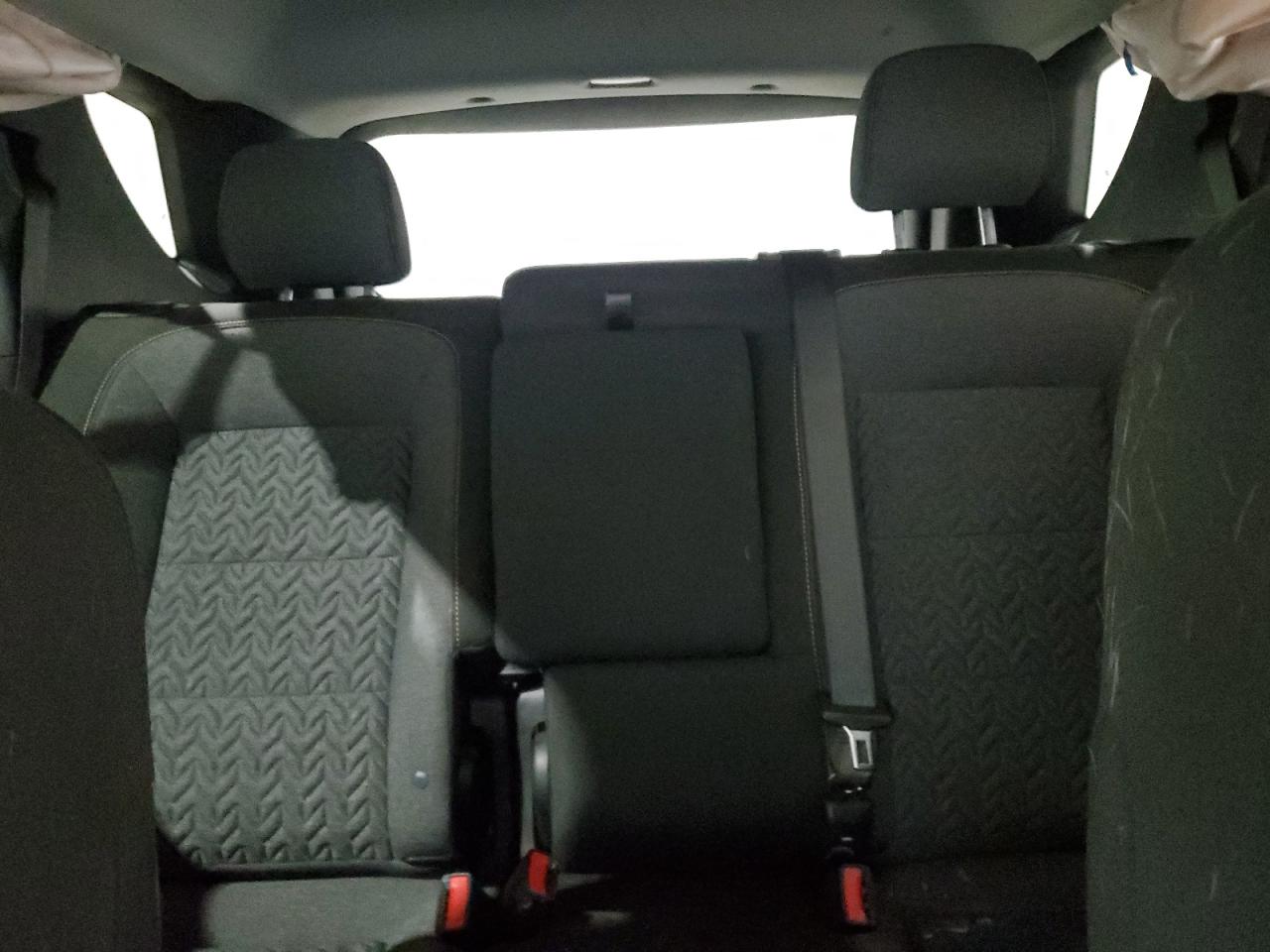2023 Chevrolet Equinox - Image 10