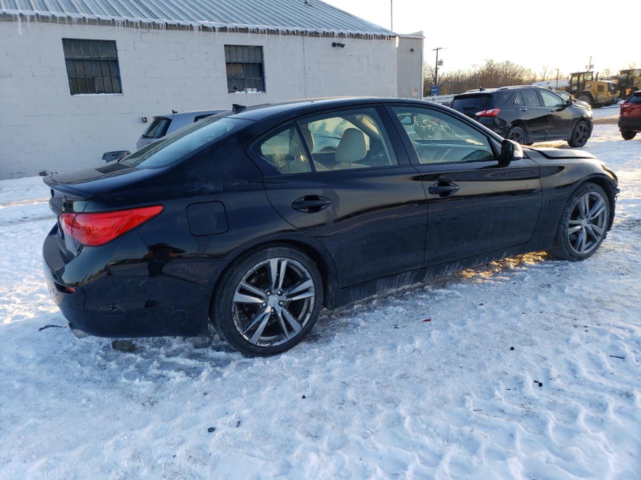 2016 Infiniti Q50 - Image 3