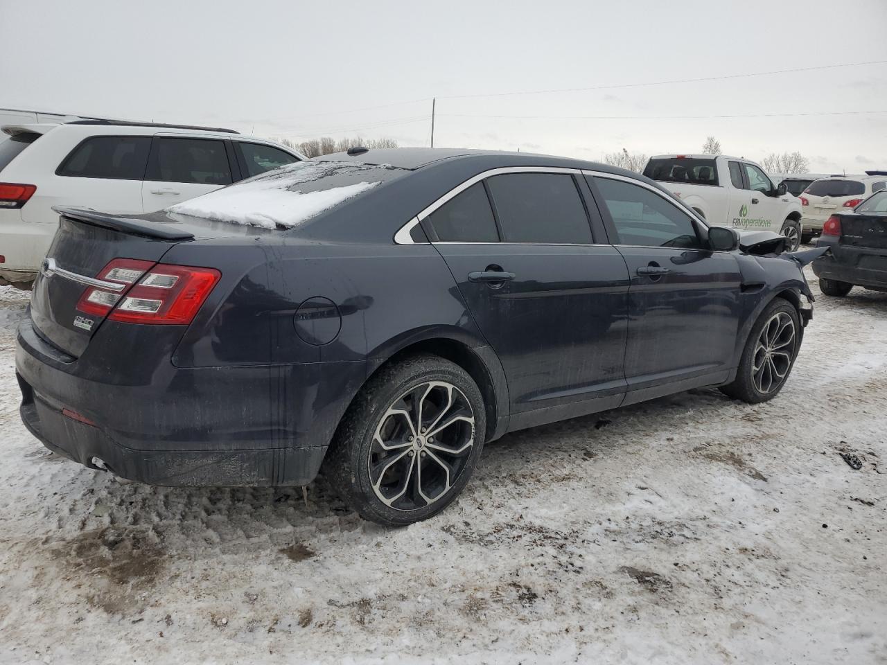 2017 Ford Taurus - Image 3