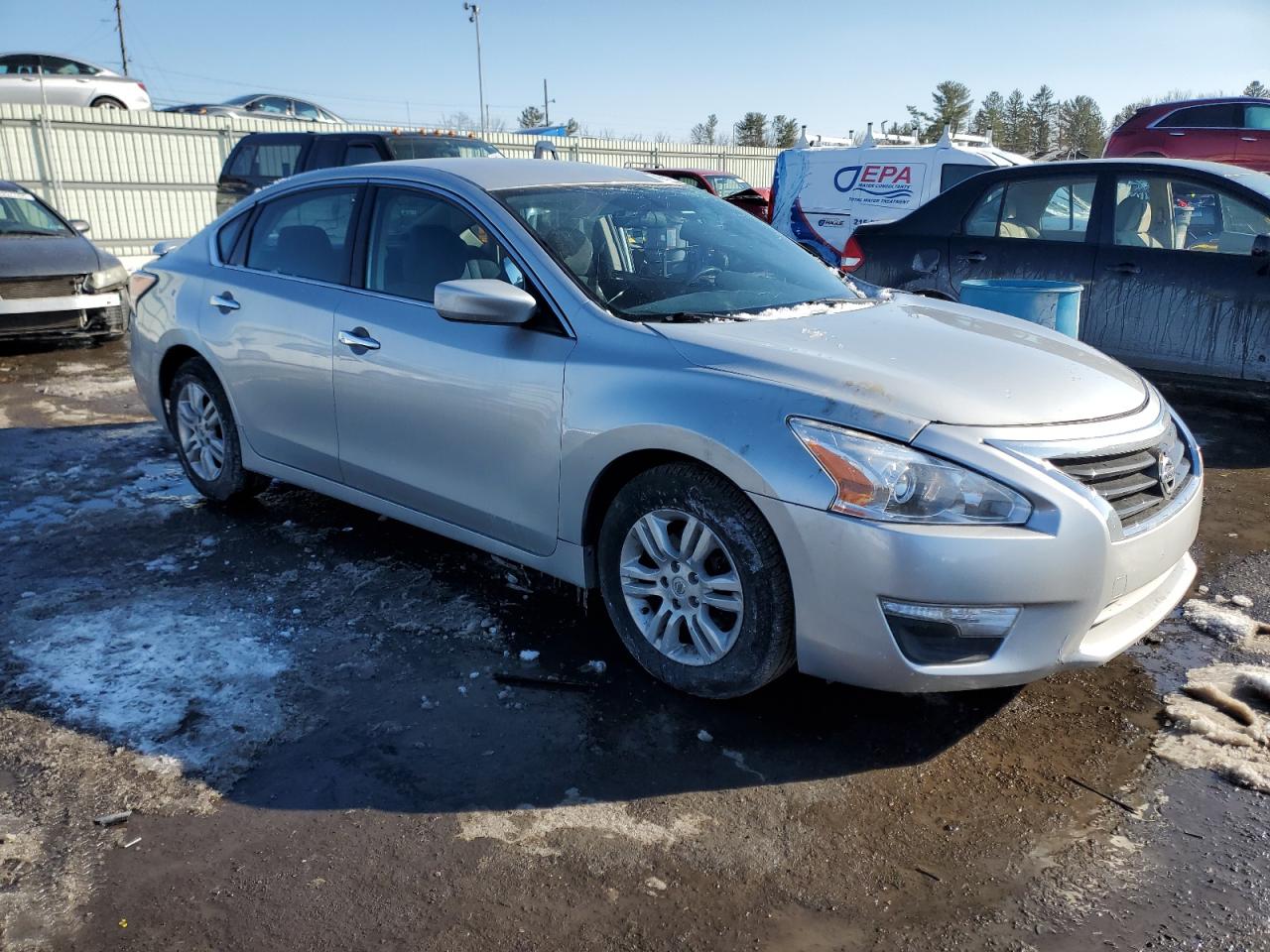 2015 Nissan Altima - Image 4