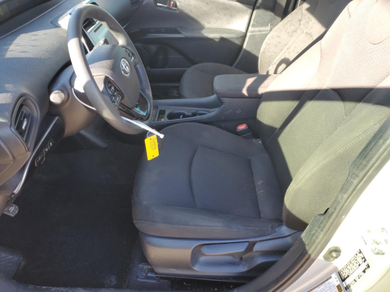 2019 Toyota Prius - Image 7