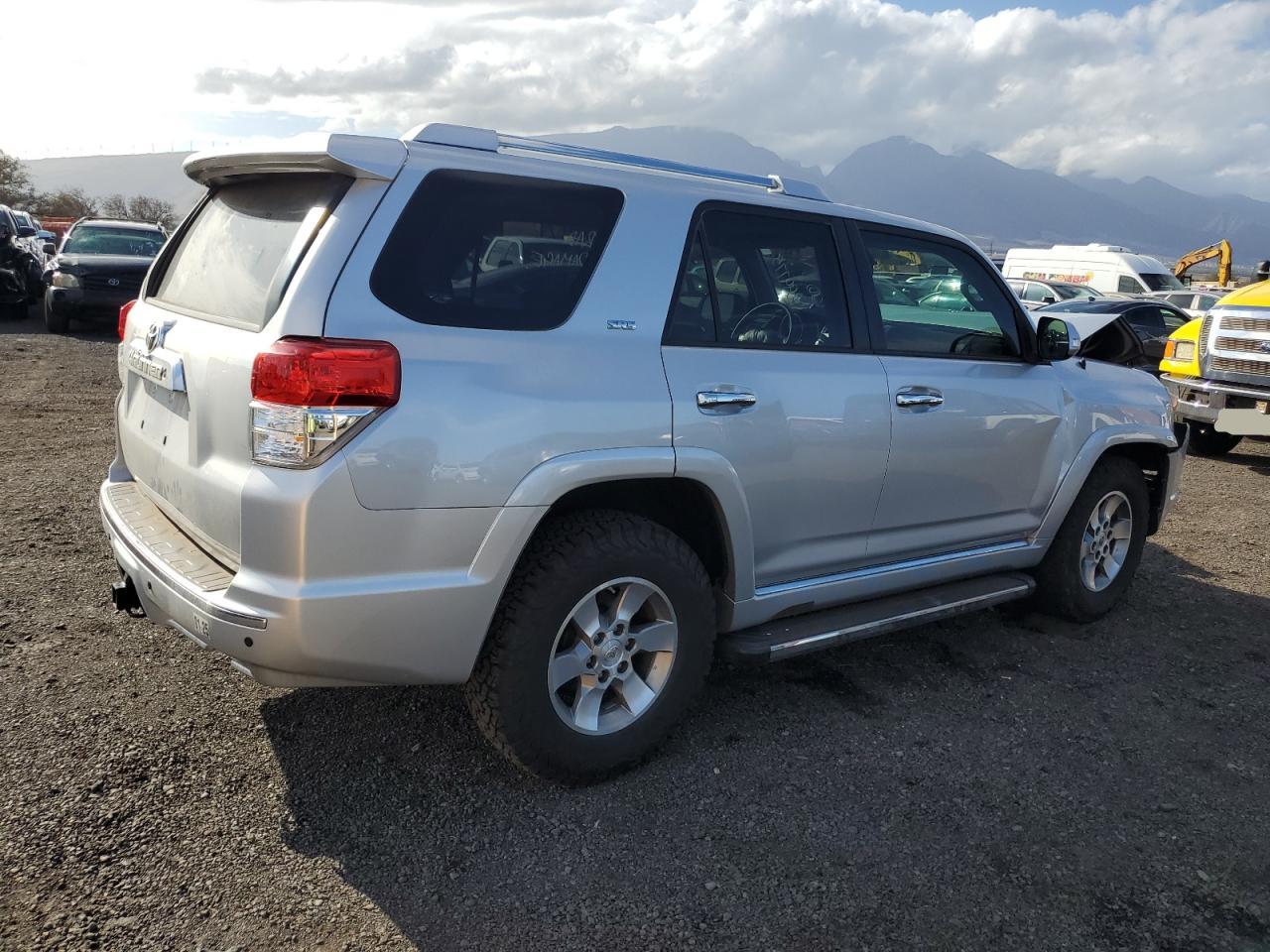 2012 Toyota 4Runner - Image 3