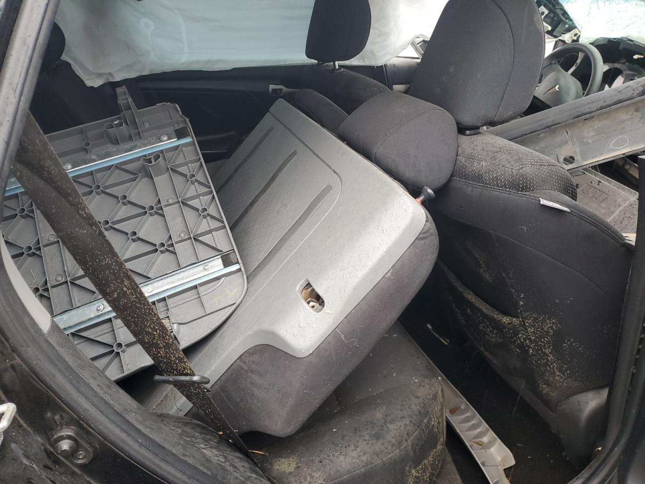 2009 Pontiac Vibe - Image 11