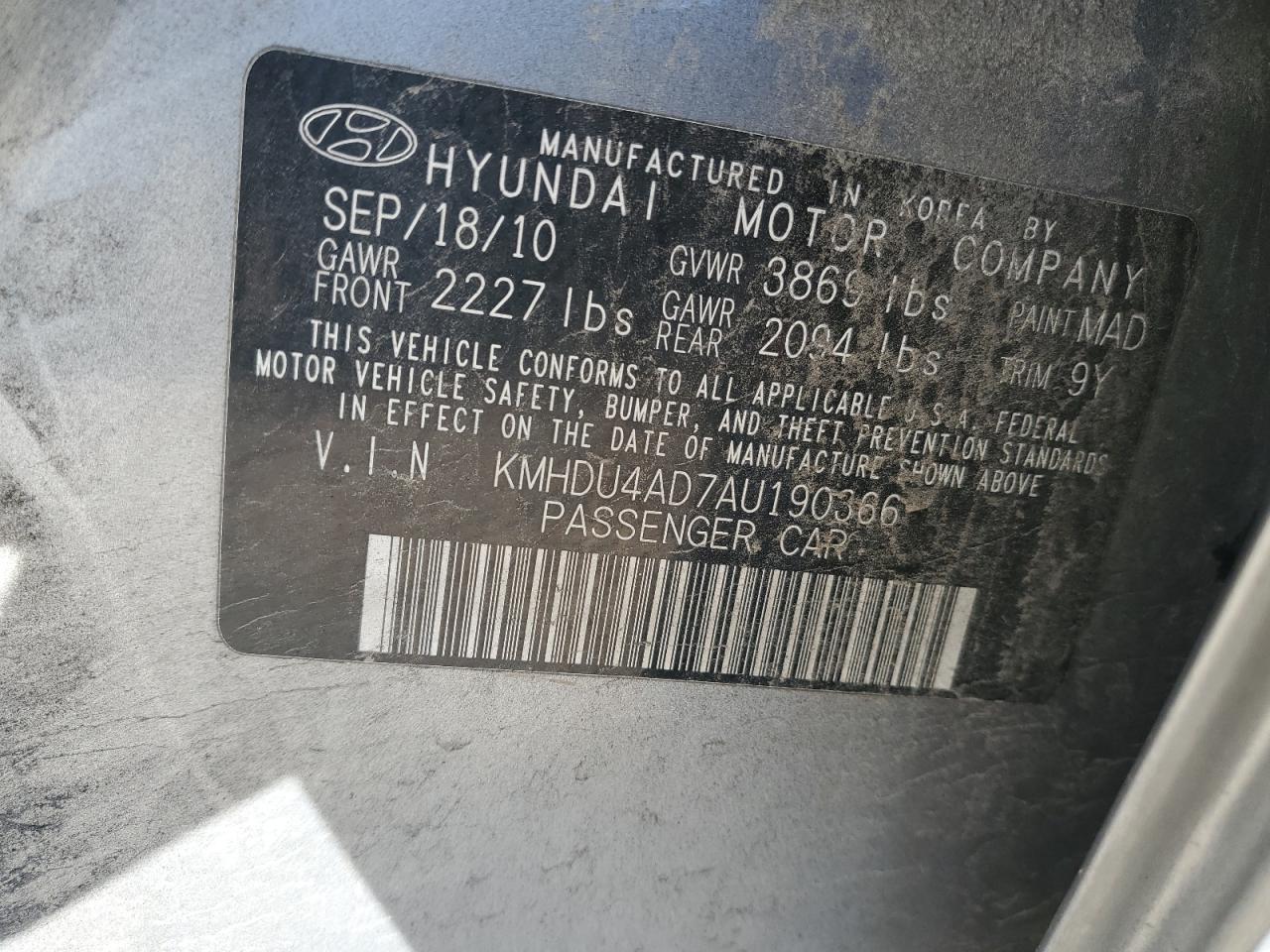 2010 Hyundai Elantra - Image 12