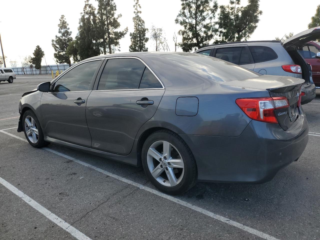 2014 Toyota Camry - Image 2