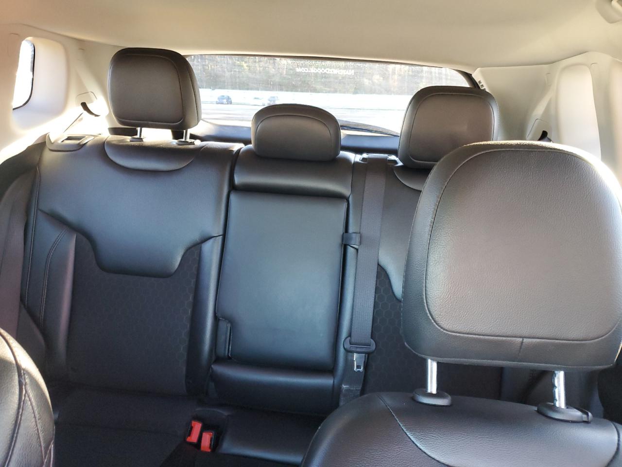 2020 Jeep Compass - Image 10