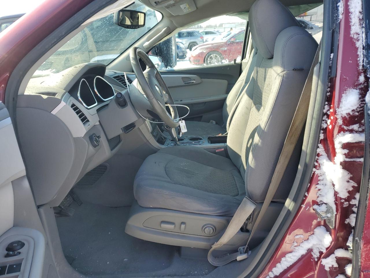 2011 Chevrolet Traverse - Image 7