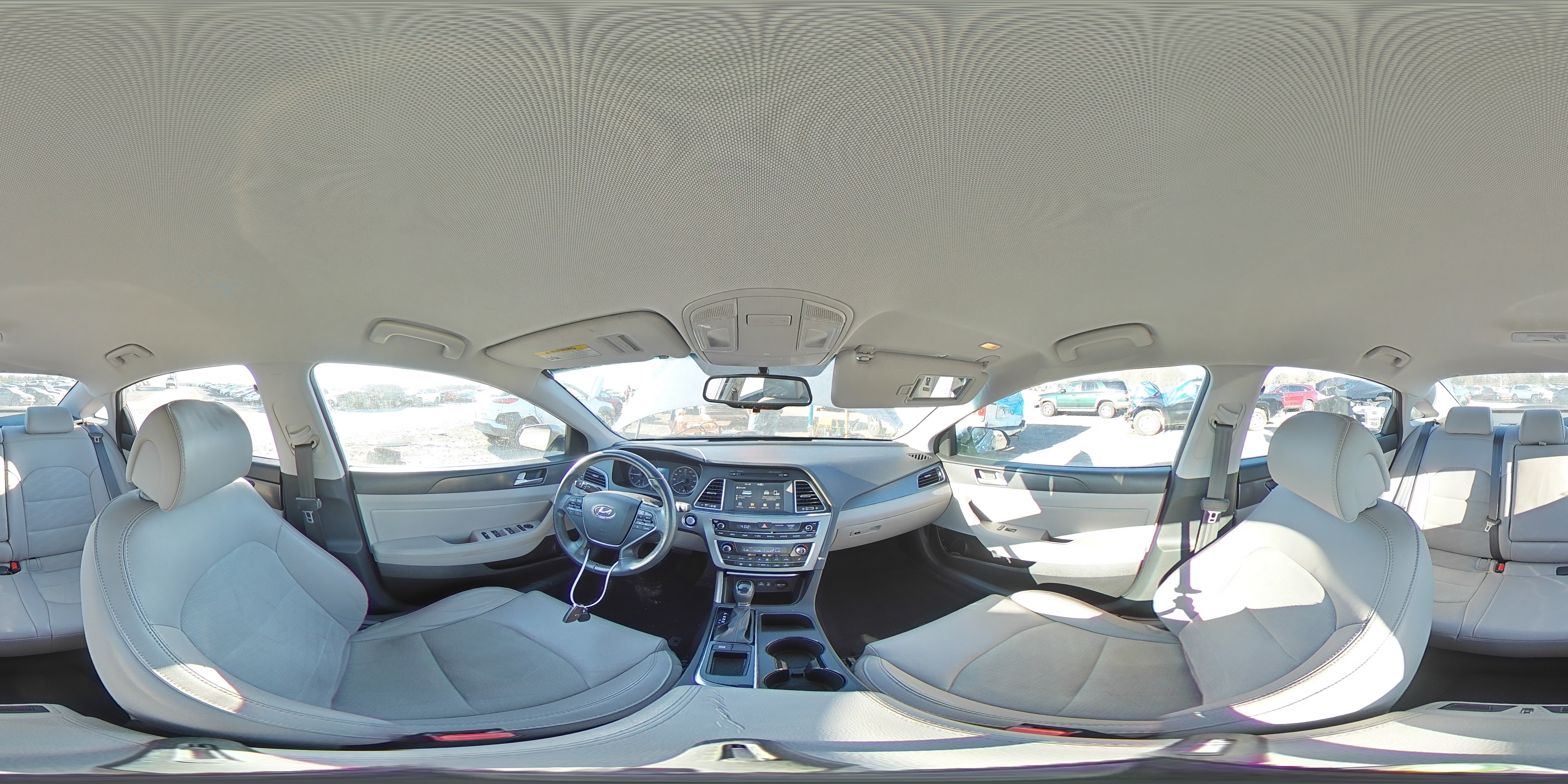 2016 Hyundai Sonata - Image 12
