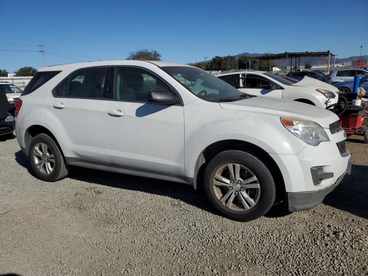 VIN 2GNALAEK1F1104870 2015 CHEVROLET EQUINOX no.4