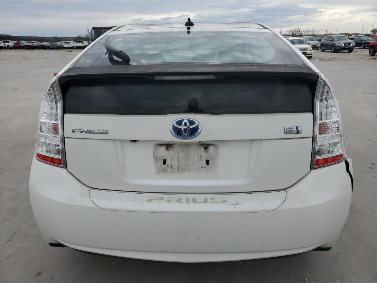 2011 Toyota Prius - Image 6
