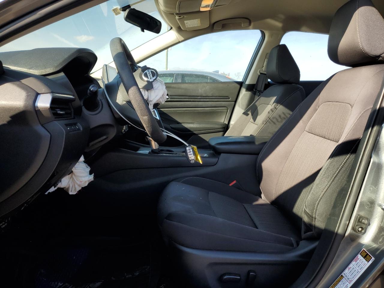 2020 Nissan Altima - Image 7