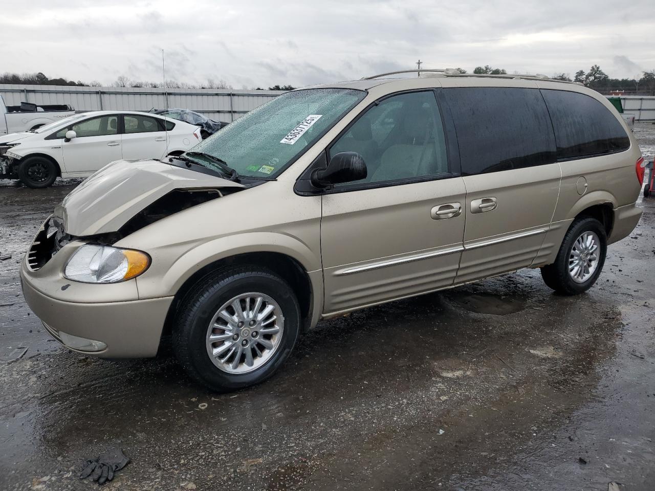 2003 Chrysler Town & Country - Image 1
