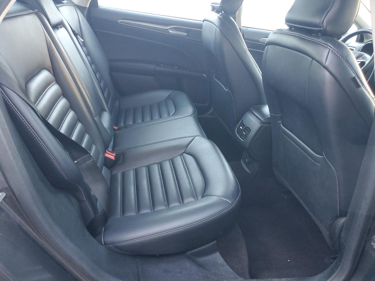 2019 Ford Fusion - Image 10