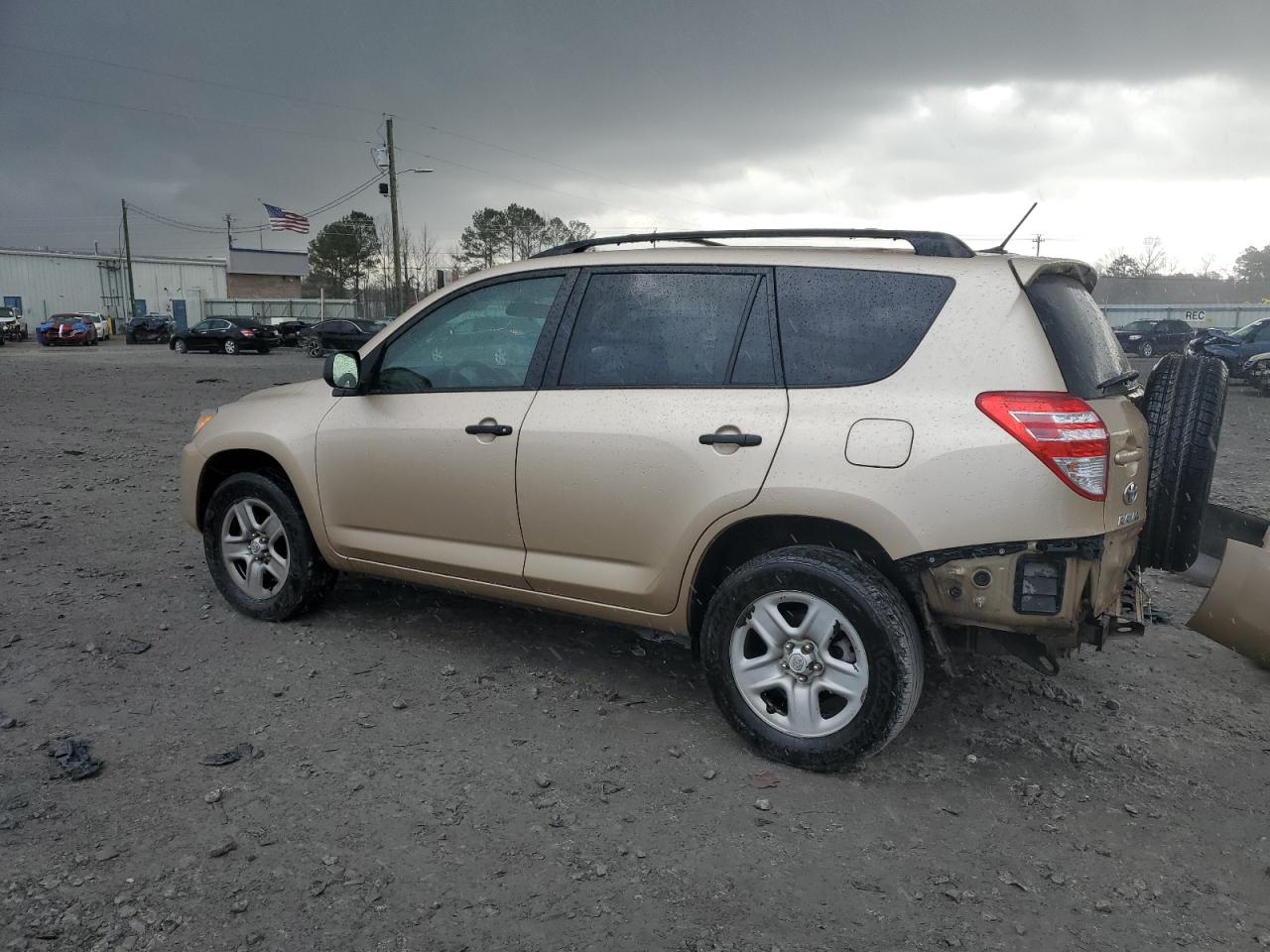 2011 Toyota RAV 4 - Image 2
