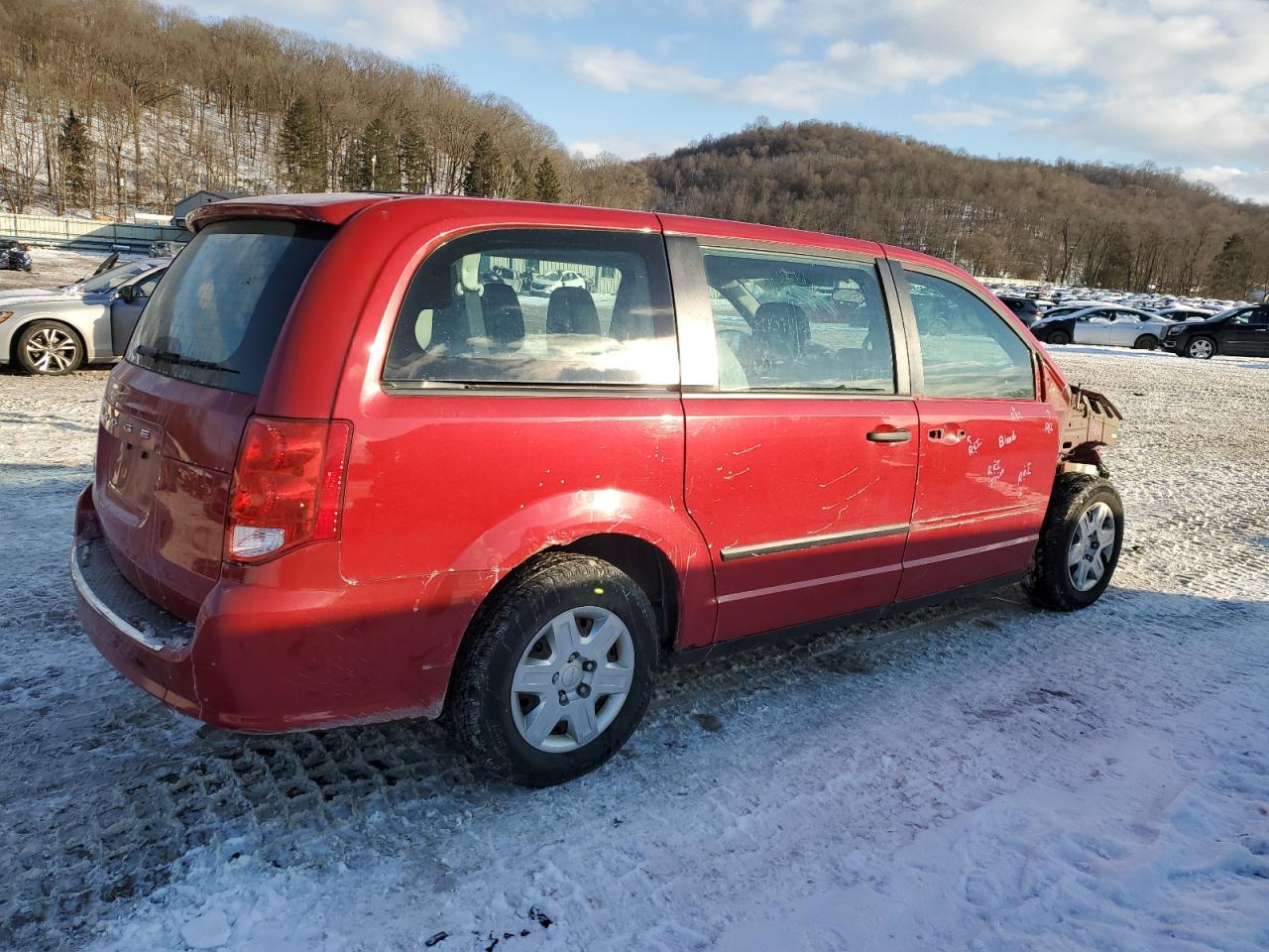 2013 Dodge Caravan - Image 3
