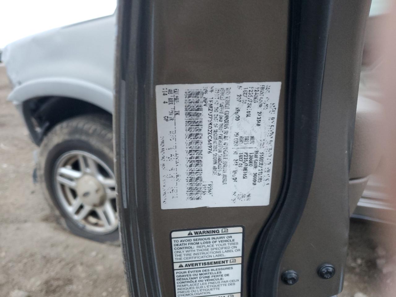 2002 Ford Explorer - Image 14