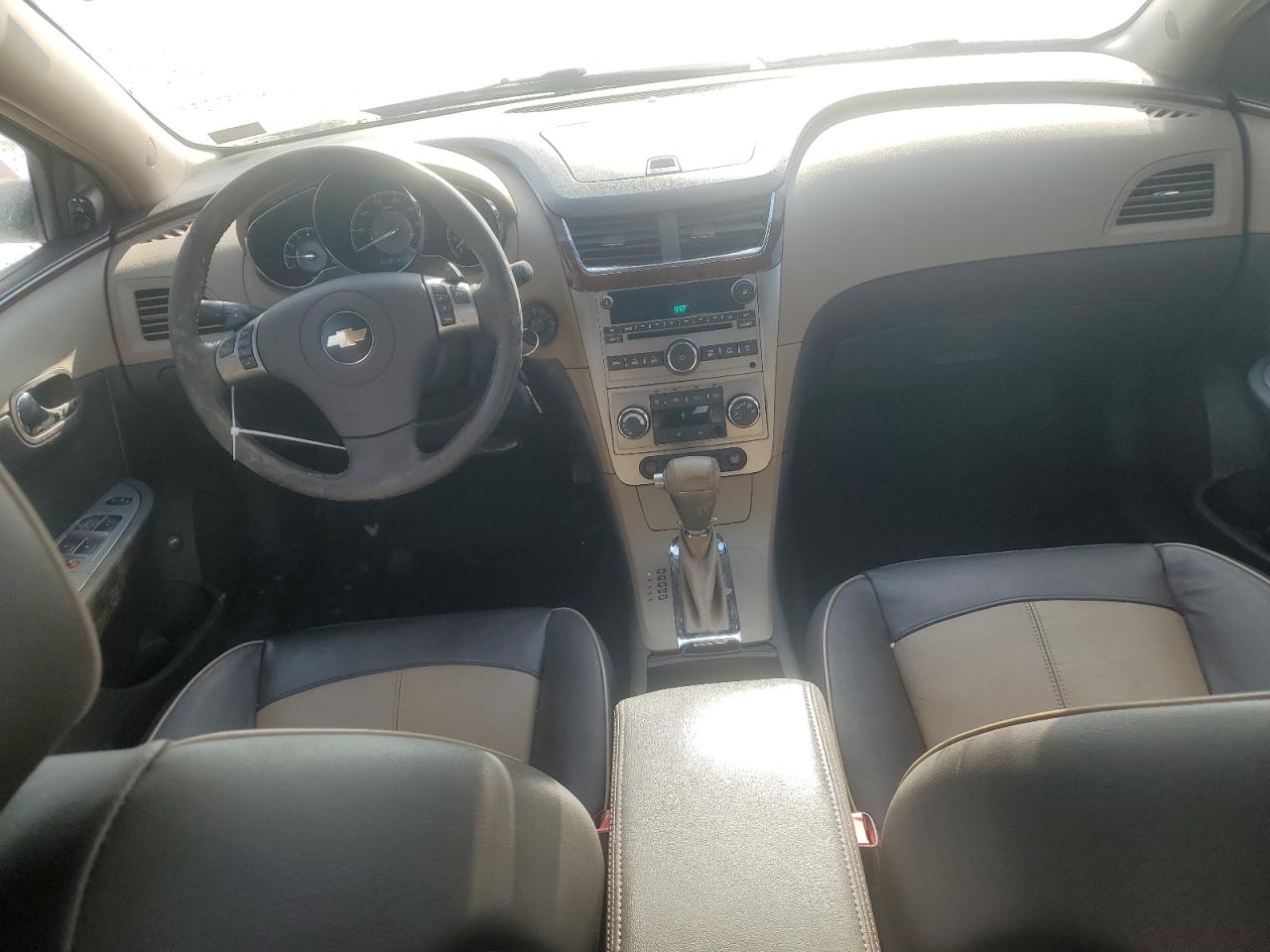 2009 Chevrolet Malibu - Image 8