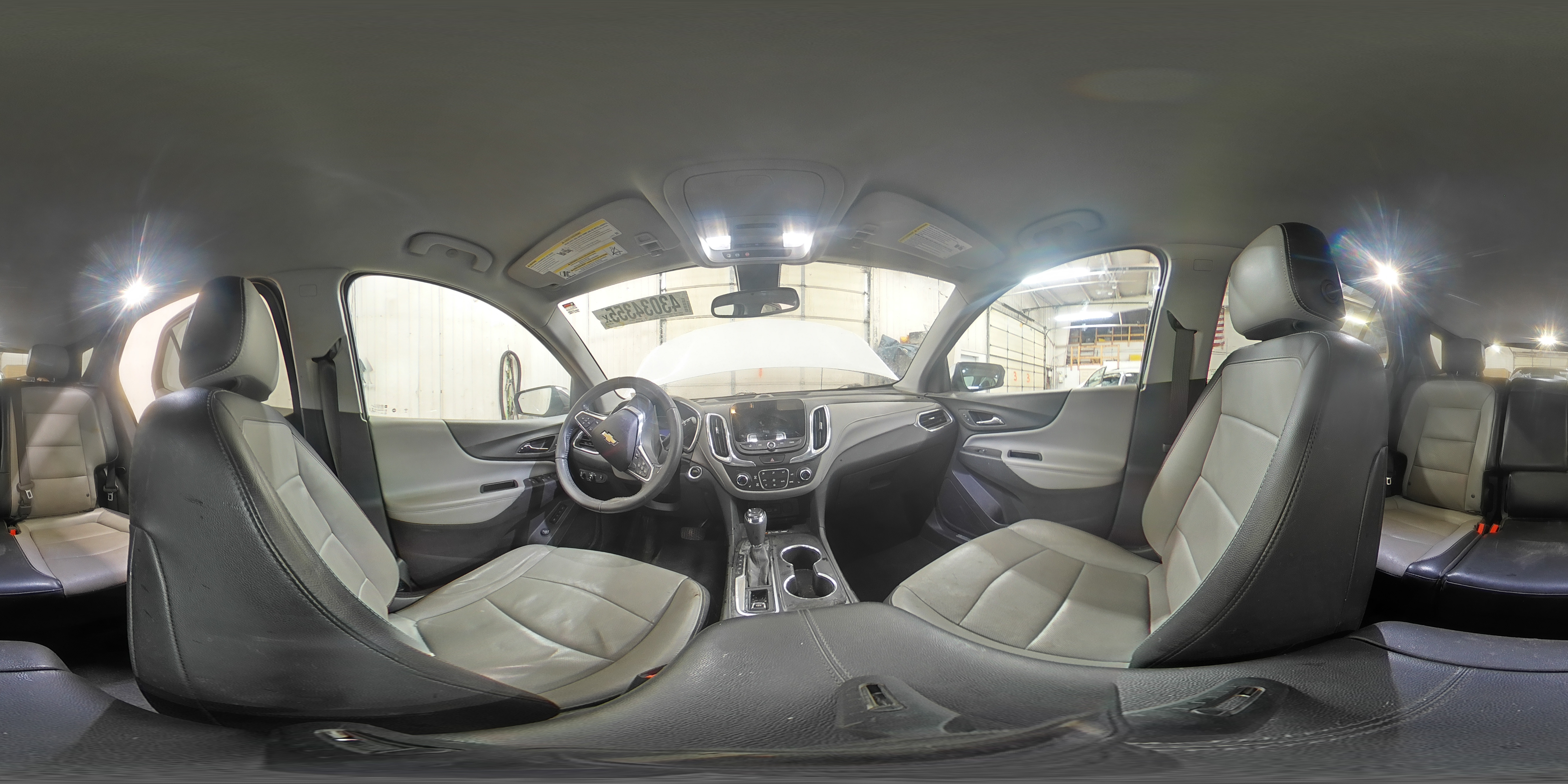 2020 Chevrolet Equinox - Image 14