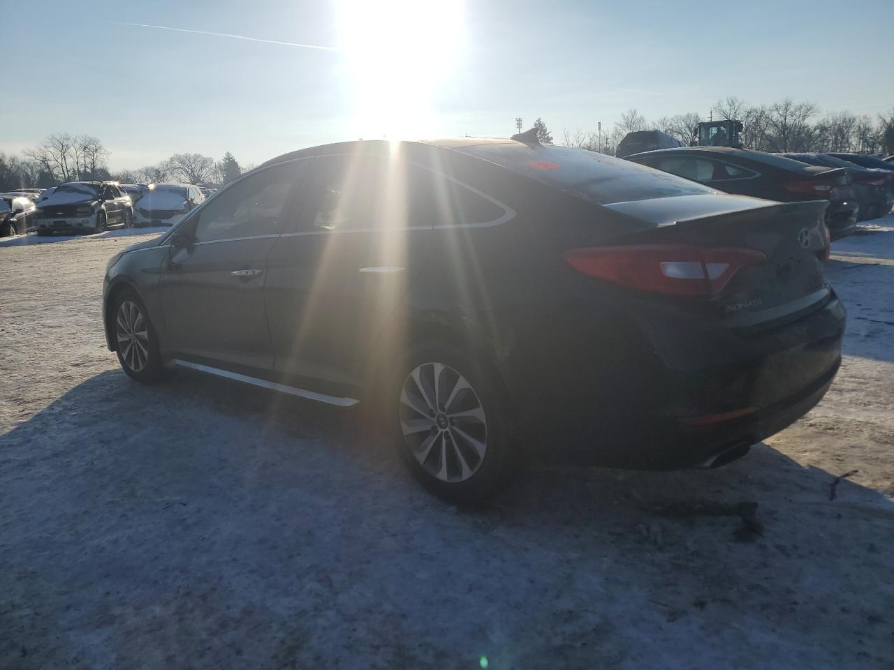 2015 Hyundai Sonata - Image 2