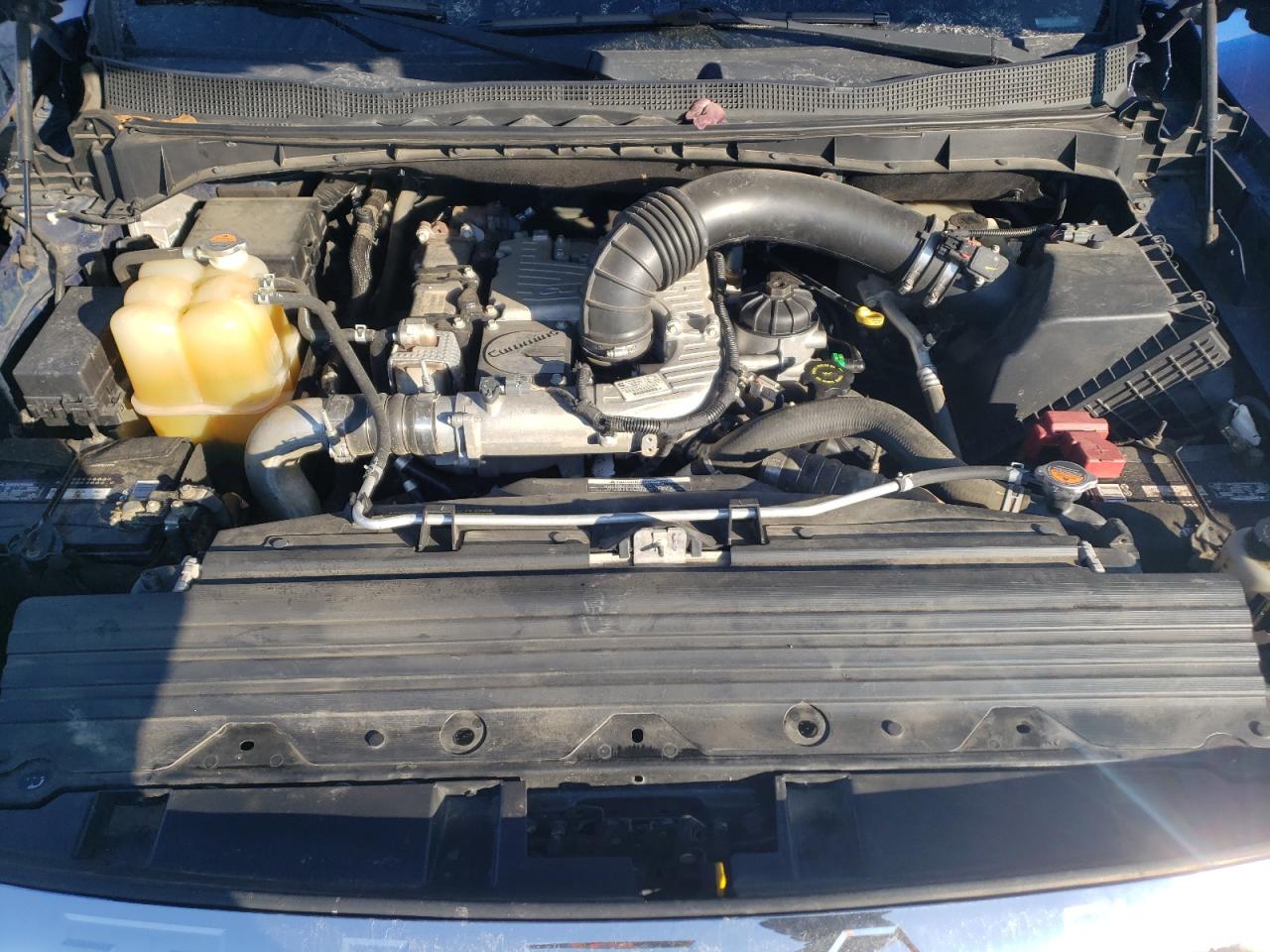 2016 Nissan Titan - Image 12