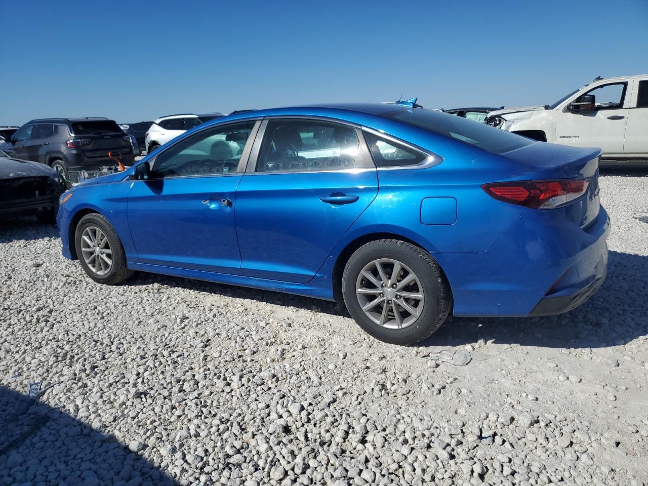 2018 Hyundai Sonata - Image 2