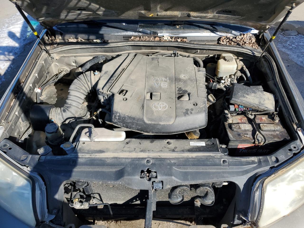 2008 Toyota 4Runner - Image 12