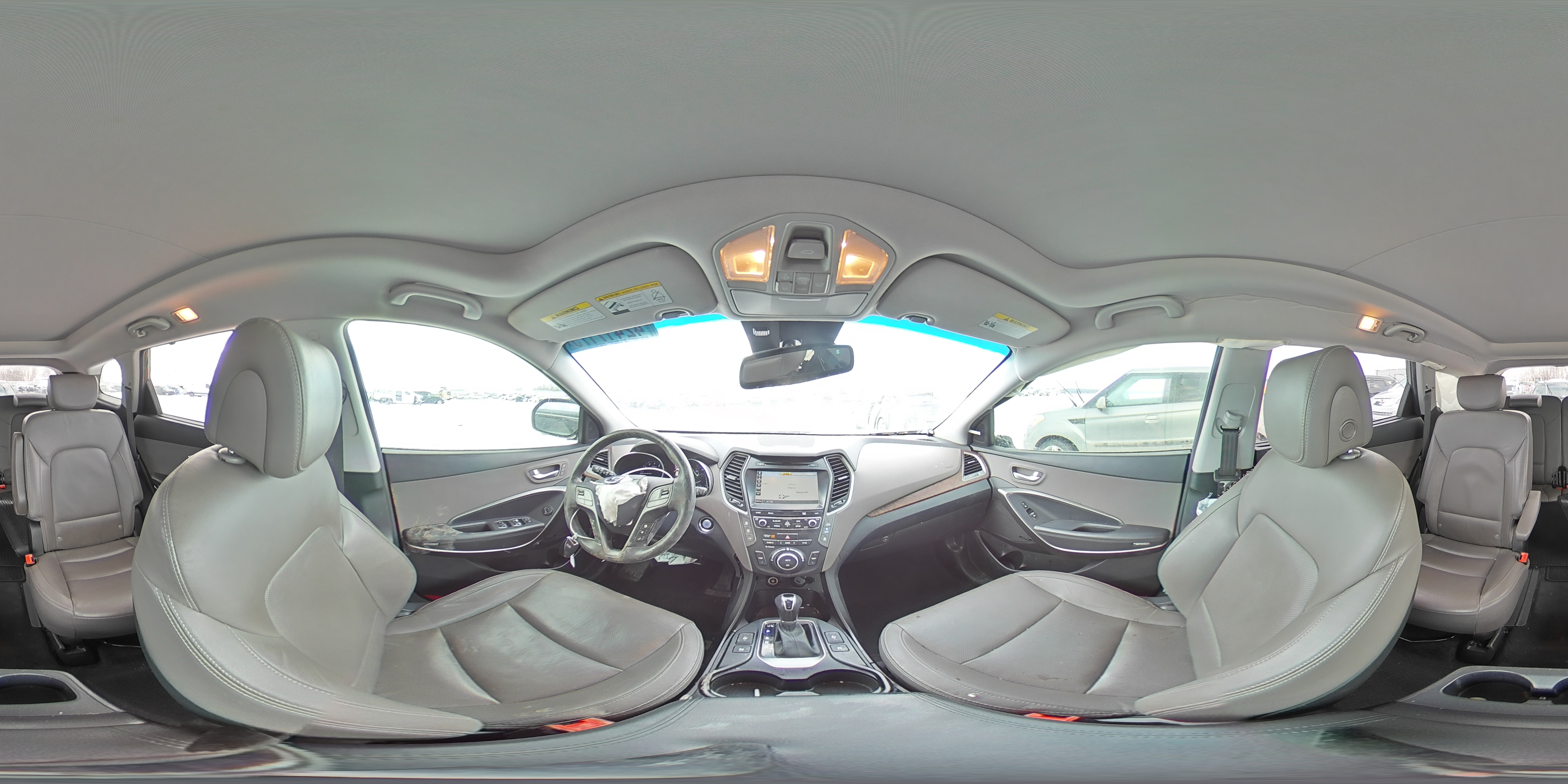 2018 Hyundai Santa Fe - Image 14