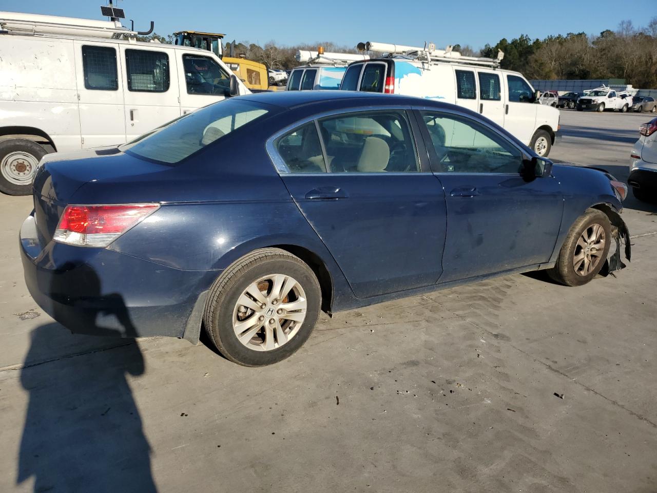 2009 Honda Accord - Image 3